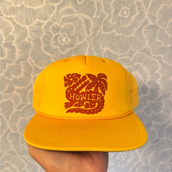 Howler Hat - Picture 1 of 2